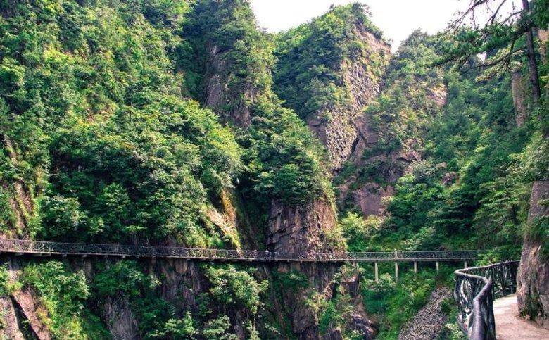中央气象台，寒潮周末来袭，江南华南等地冷暖逆转